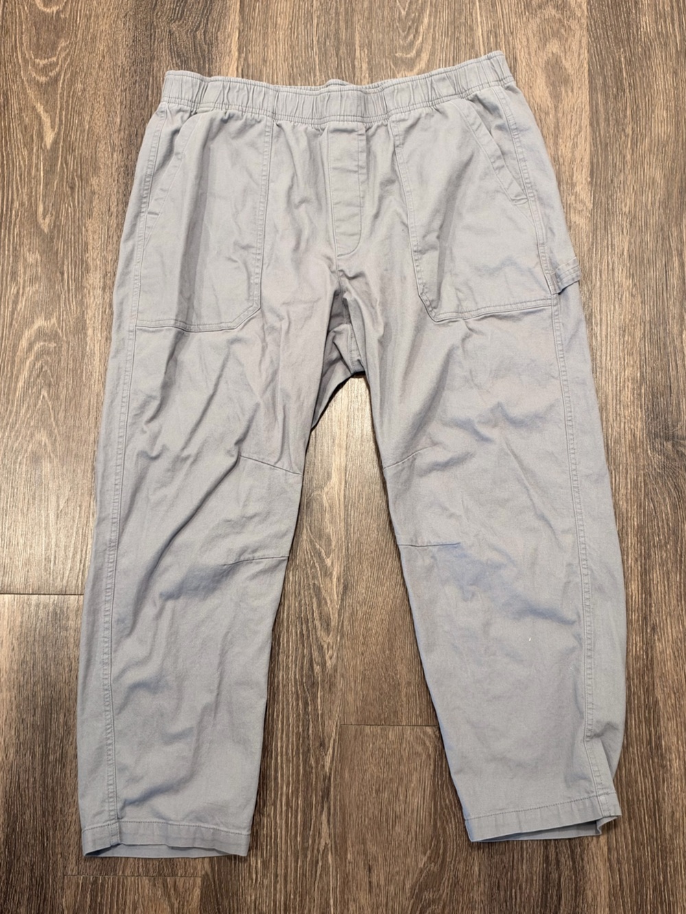 Old Navy Women's Pulla Pant in Cinder Smoke (Grey)
